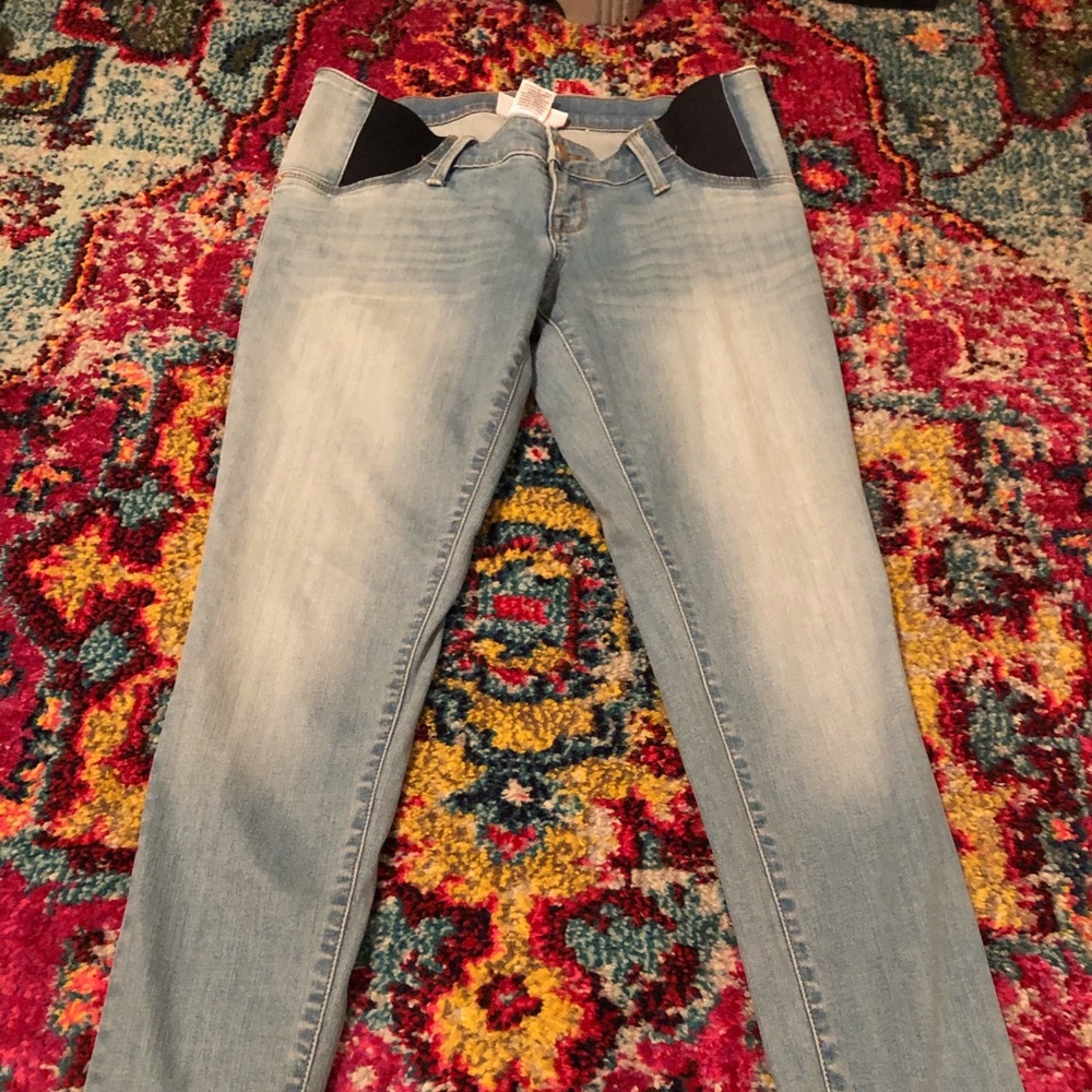 Maternity skinny jeans size 2